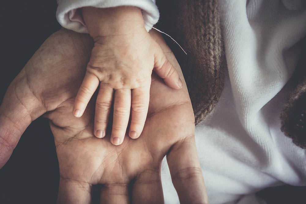 Tus hijos ¿menos vulnerables al COVID-19?