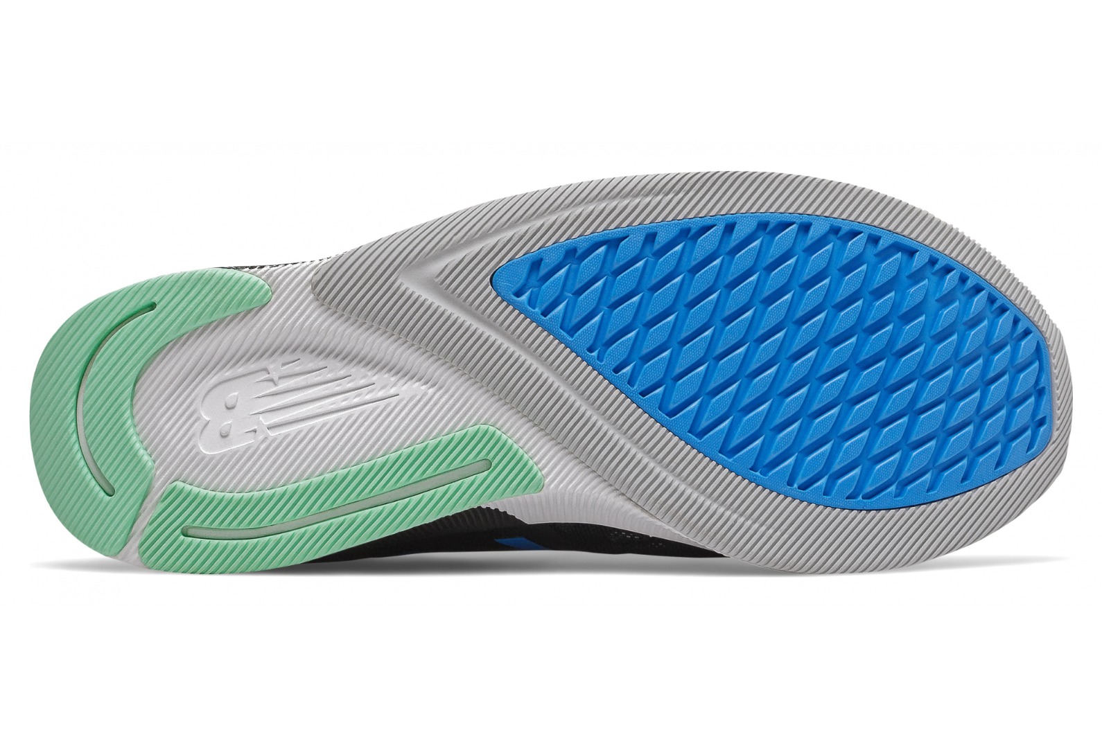 Probamos a fondo: New Balance 890 V8