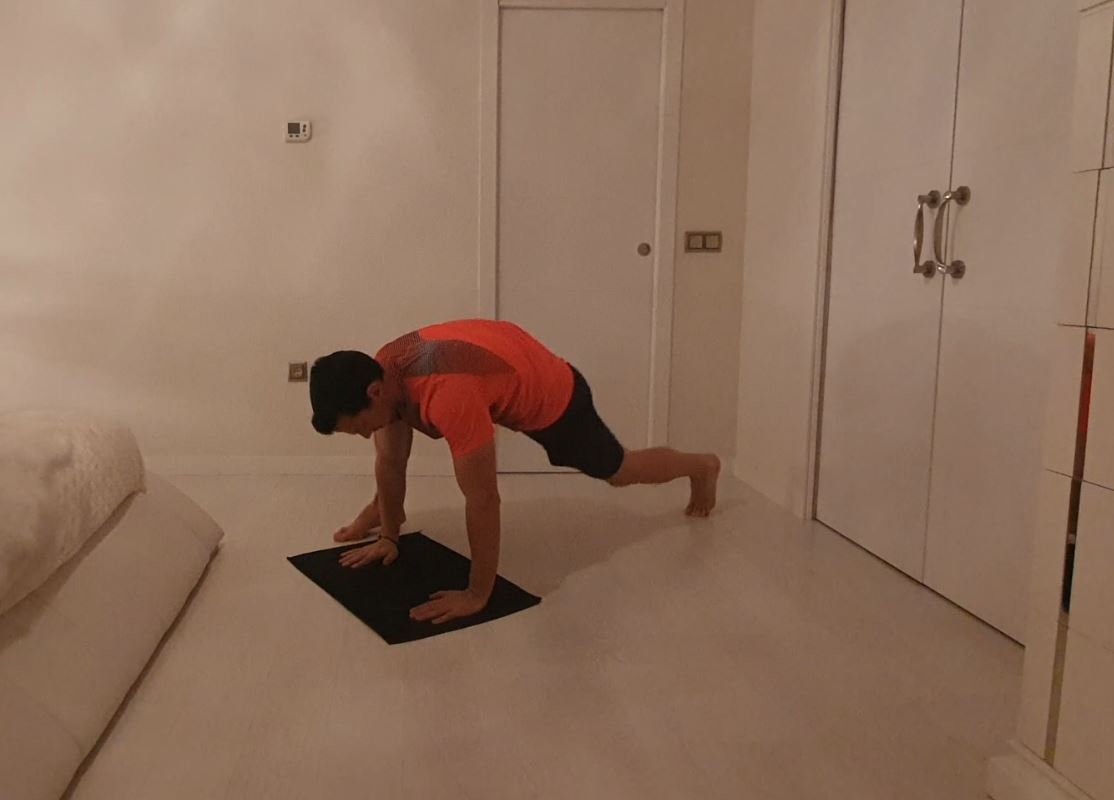 Yo entreno en casa / Día 32: Evita dolores de espalda