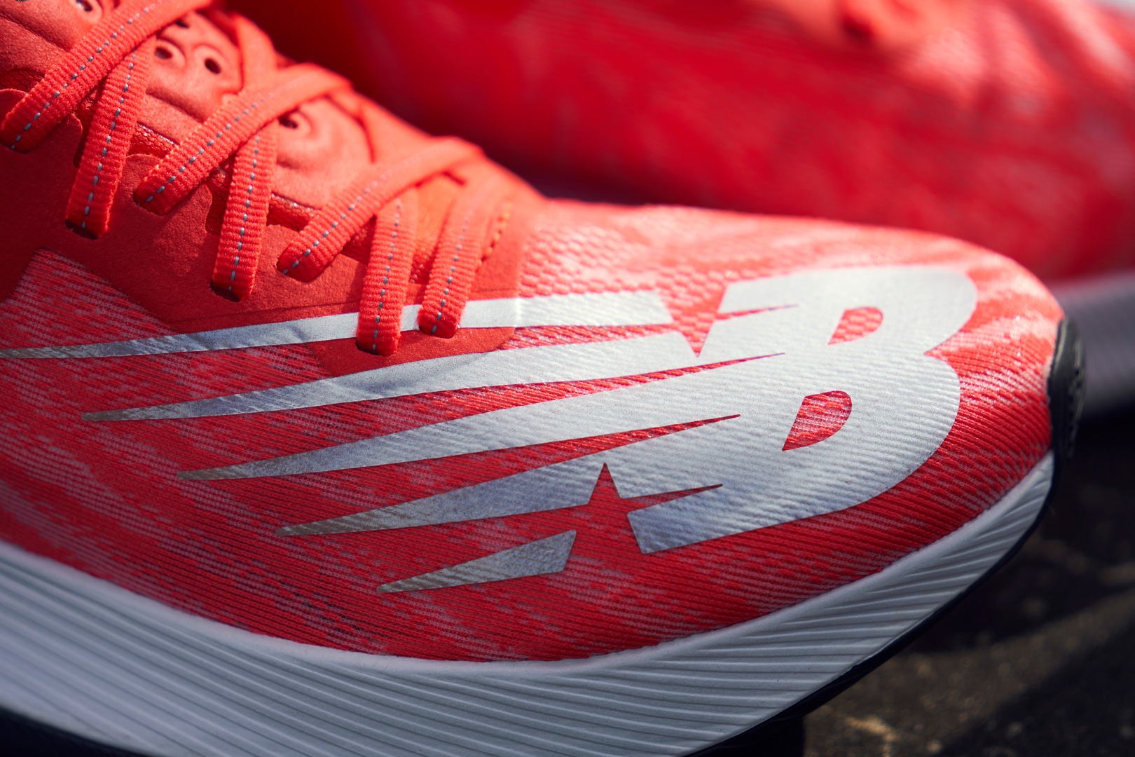 La nueva imagen de las New Balance con placa de fibra de carbono