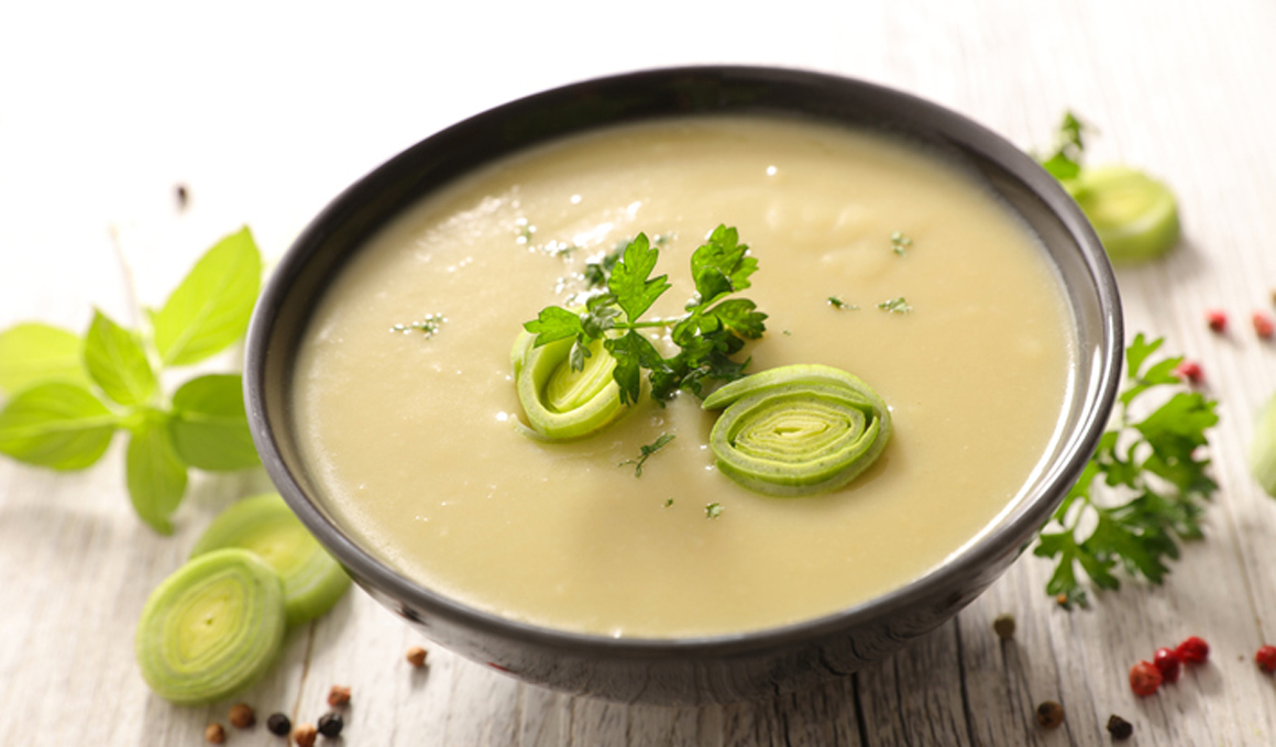 Receta de Sopa Fría de Puerros con Verduras