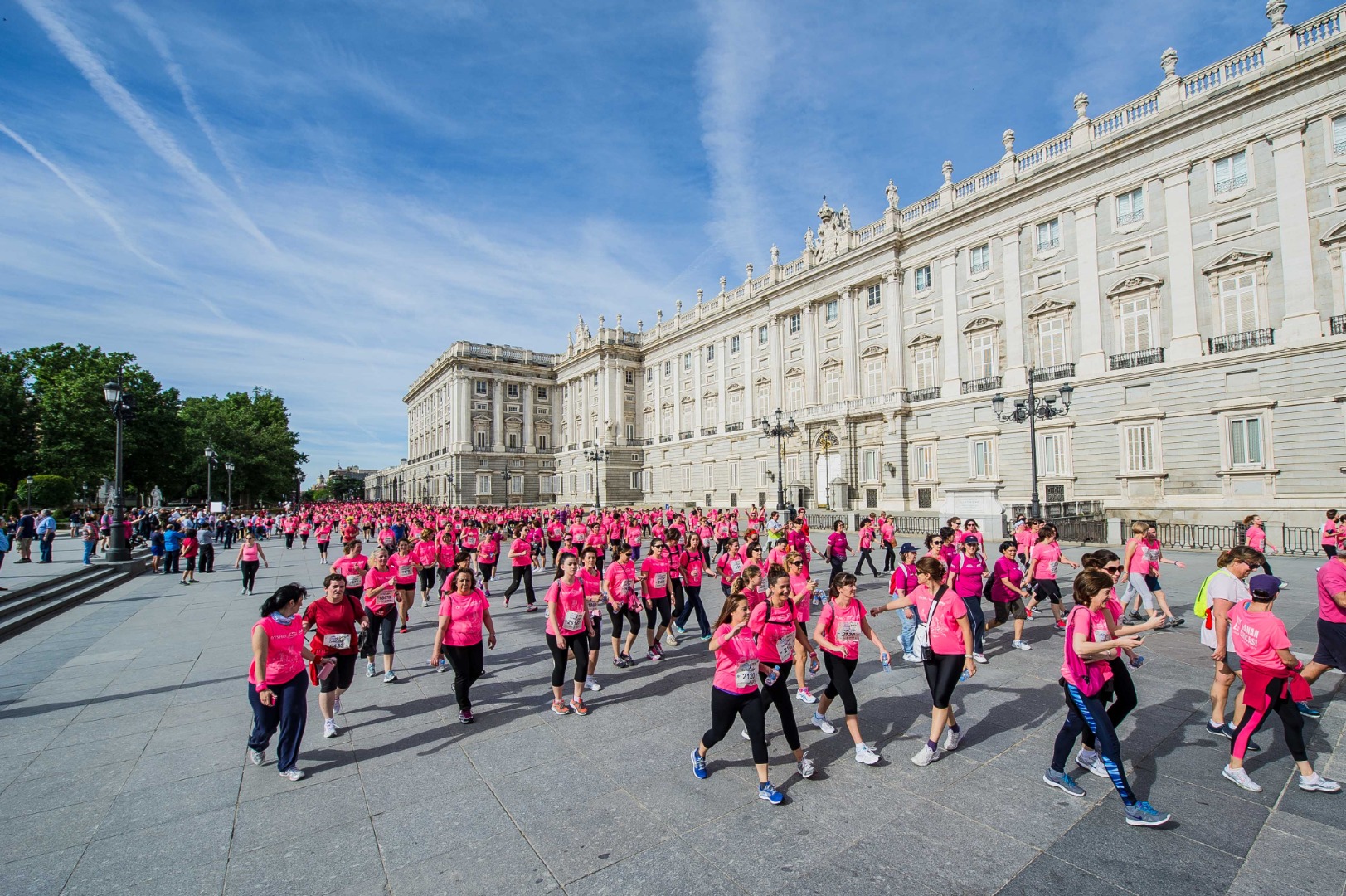 ¡Corre la Carrera de la Mujer en cualquier lugar de España!